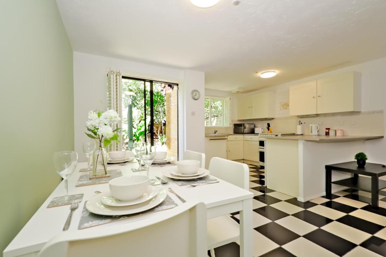 Harlinger Lodge Annexe London Kültér fotó